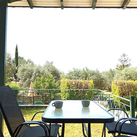 Queen Bay Studios Vasiliki  Exterior photo