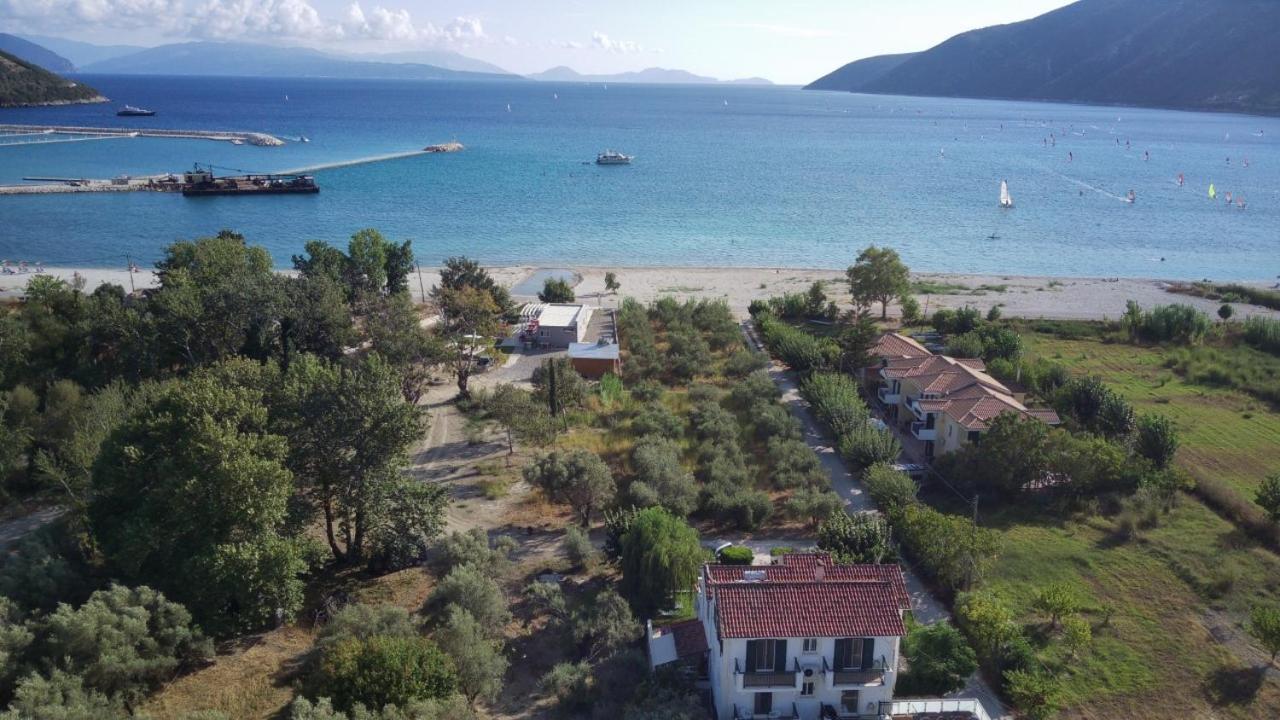 Queen Bay Studios Vasiliki  Exterior photo